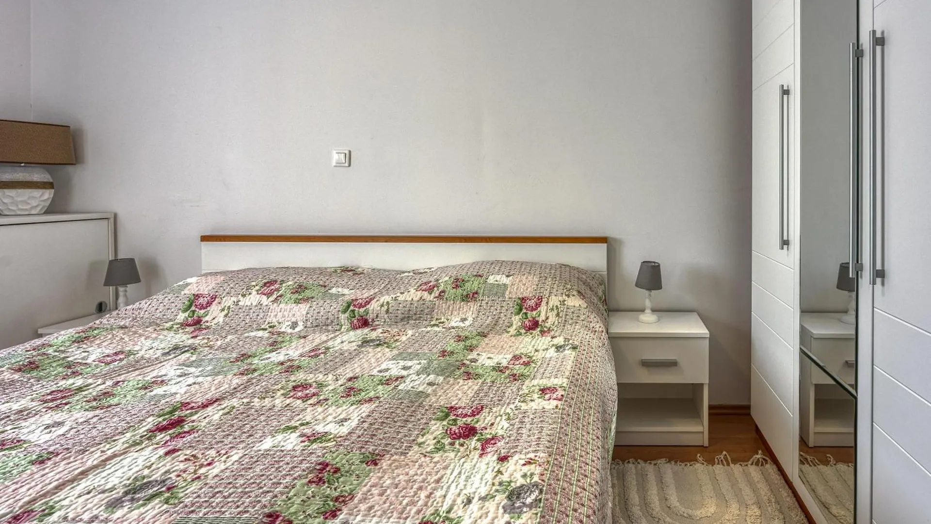 Apartment Kaya - Happy Rentals Pula